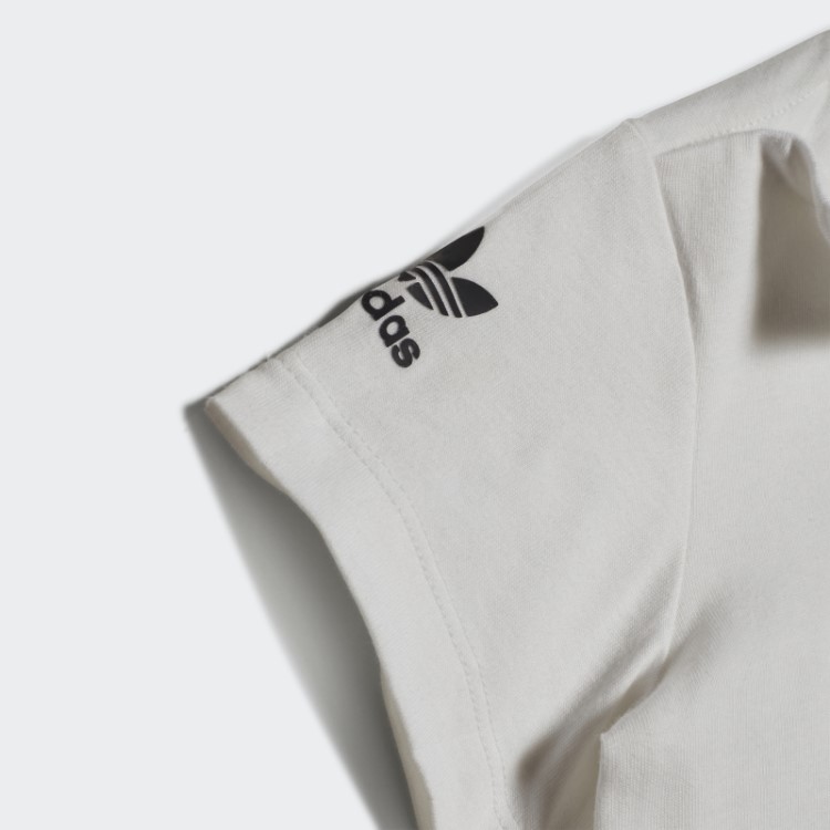Elegante Camiseta Branca Gráfica Adidas