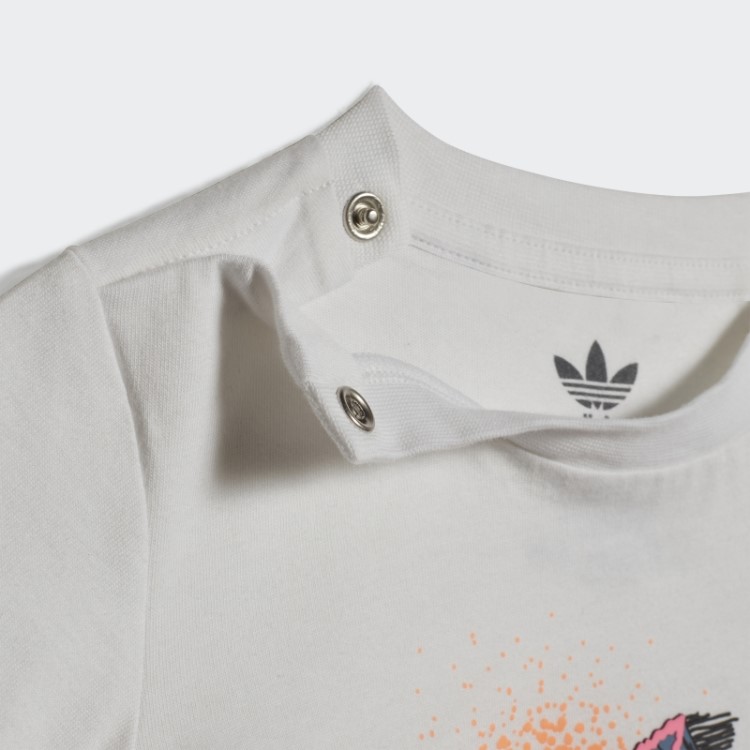 Elegante Camiseta Branca Gráfica Adidas