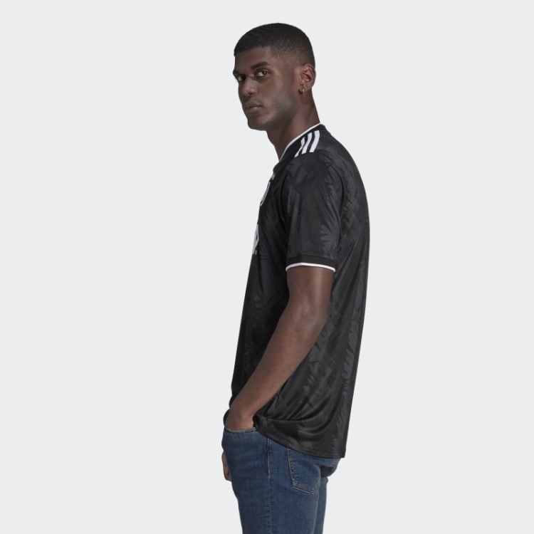 Camisa Preta Adidas Juventus 22/23 Away