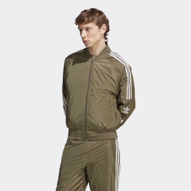 Top Verde Oliva Adicolor Parley Adidas