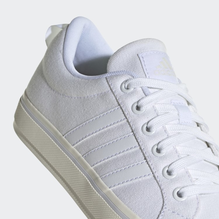 Tênis De Lona Branco Adidas Bravada 2.0 Estilo De Vida Para Skate