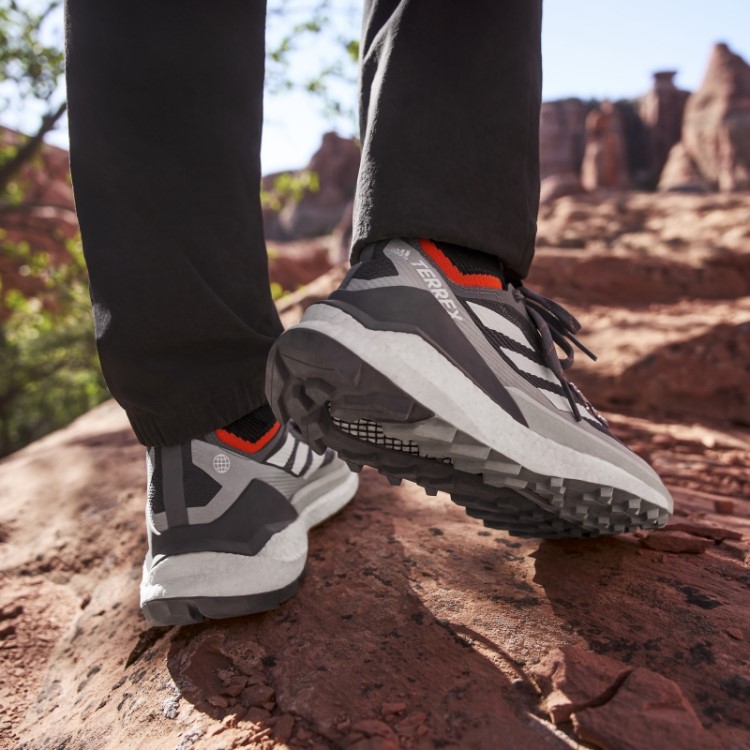 Sapato De Caminhada Terrex Free Hiker 2 Cinza Adidas