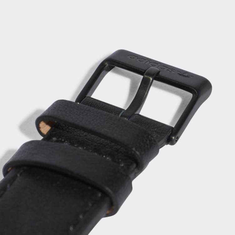 Edição Um Relógio Preto Adidas