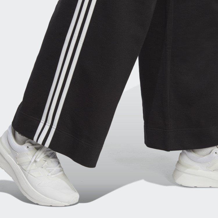 Adidas Essentials 3 Stripes French Terry Wide Joggers Preto
