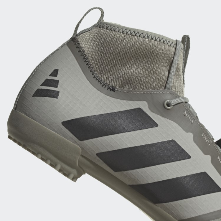 Sapatilhas De Ciclismo De Seixo De Prata Adidas The Cascalho