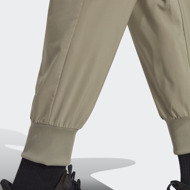 Calça Cargo Até O Tornozelo Com Estampa De Logo Pequena Silver Pebble Essentials Adidas
