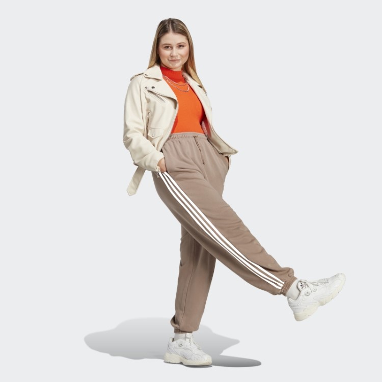 Calça Jogger Adidas Chalky Brown