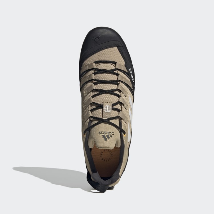 Tênis Adidas Beige Tone Terrex Swift Solo Abordagem