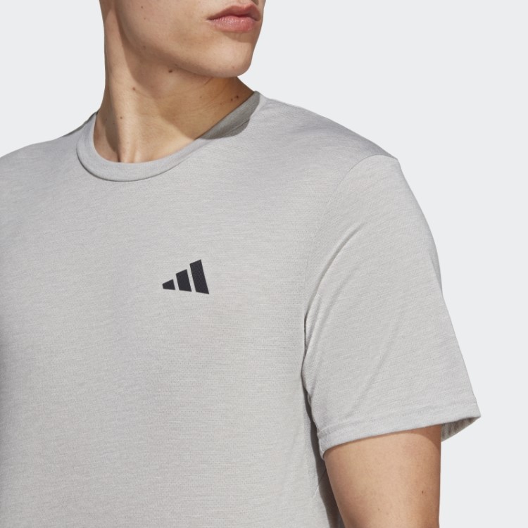 Camiseta Preta Adidas Train Essentials Comfort Fashion