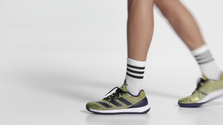 Tênis Adidas Gold Metálico Adizero Fastcourt