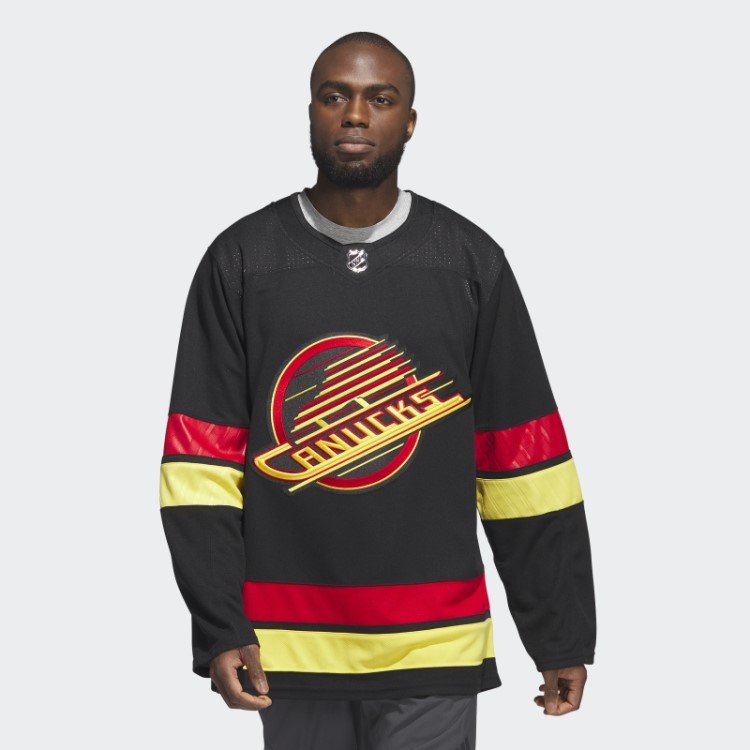 Camisa Preta Canucks Terceira Autêntica Adidas