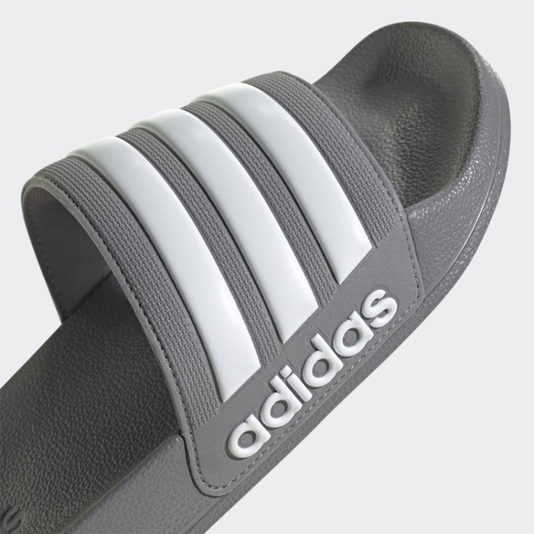Chinelos De Banho Adilette Cinza Adidas
