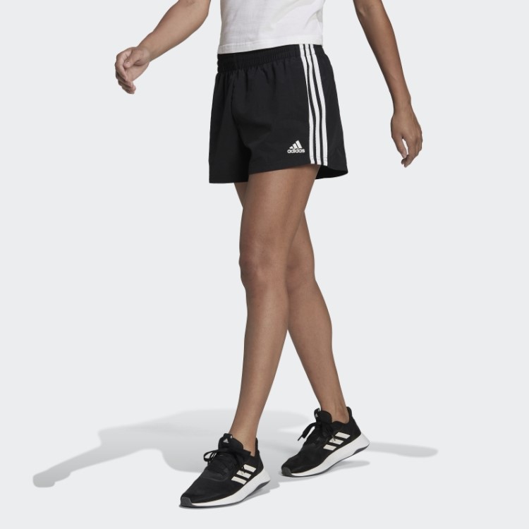 Shorts Pretos Essenciais Com As Três Listras Trançadas (ajuste Solto) Adidas