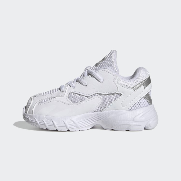 Sapatos Adidas Astir Prata