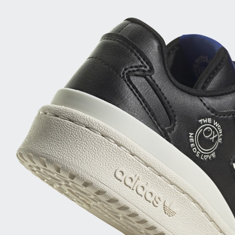 Sapato Baixo Forum Preto Adidas