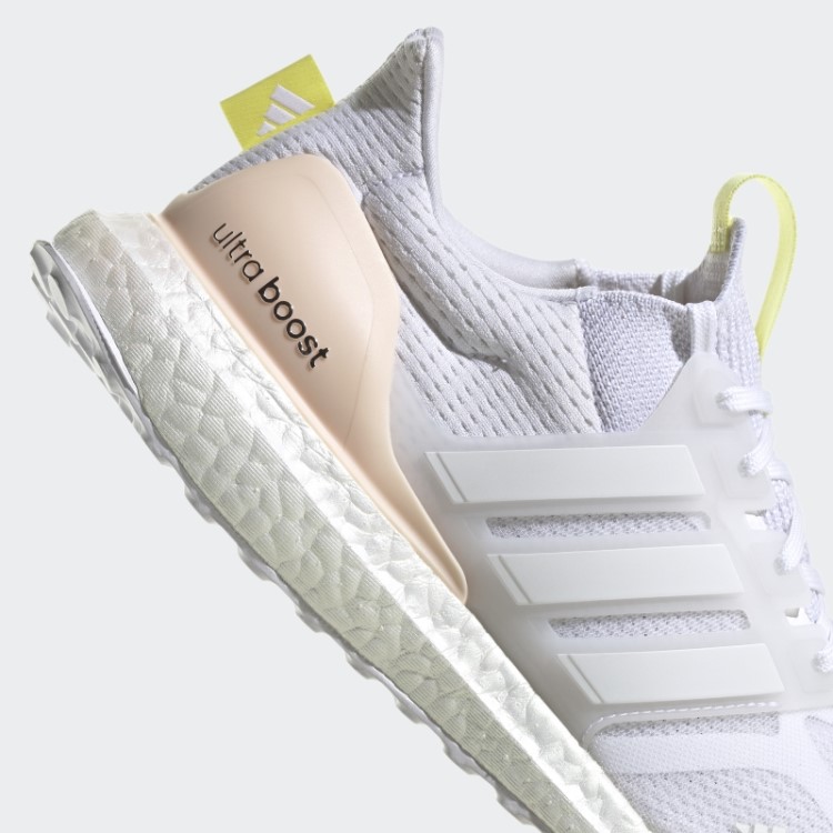 Sapatos Quentes Adidas Ultraboost 5.0 Dna Prata