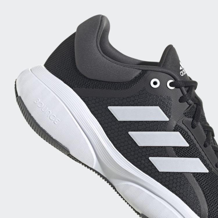 Sapatos Pretos De Resposta Adidas