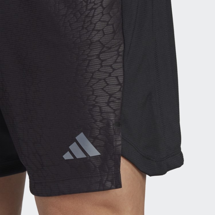 Shorts De Treino Com Estampa Pu Adidas Preto
