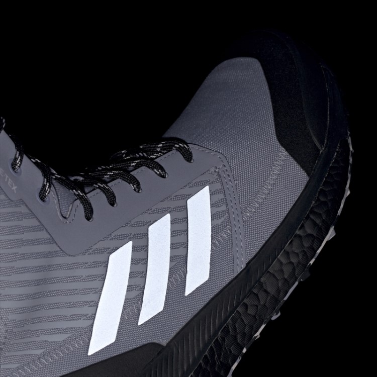 Tênis Prata Violeta Terrex Free Walker Xploric Gore-tex Parley Adidas