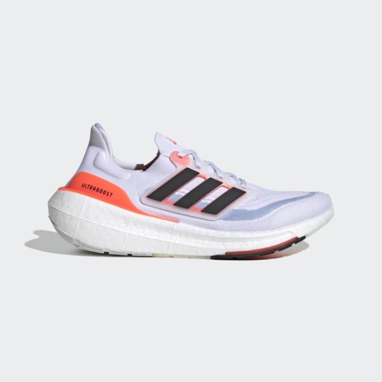 Sapatos Leves Ultraboost Pretos Da Adidas