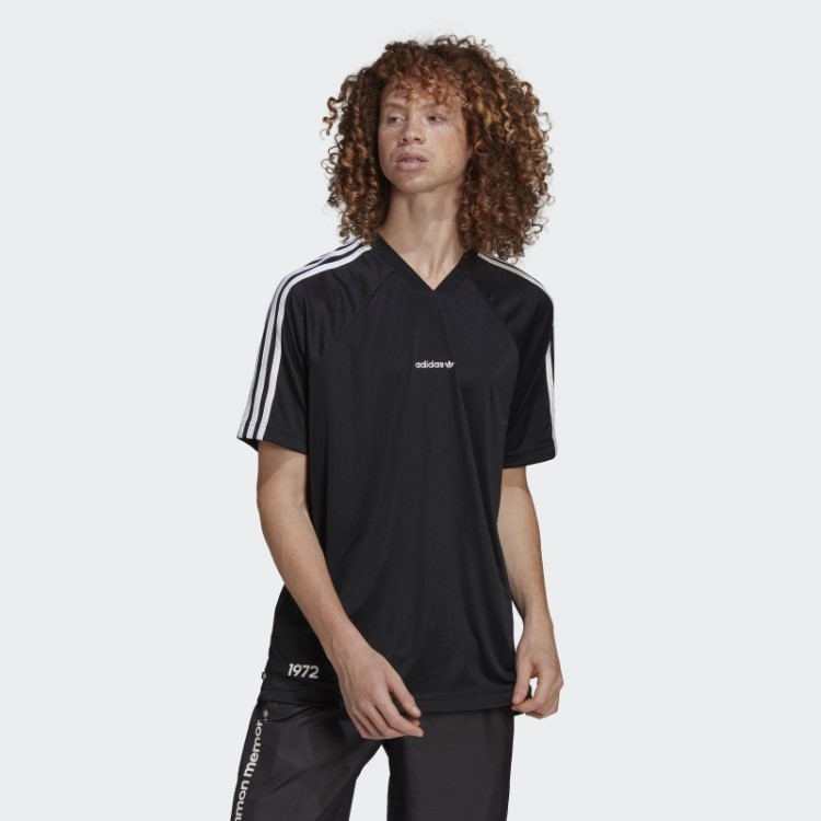 Camiseta Adidas Black Graphics Common Memory