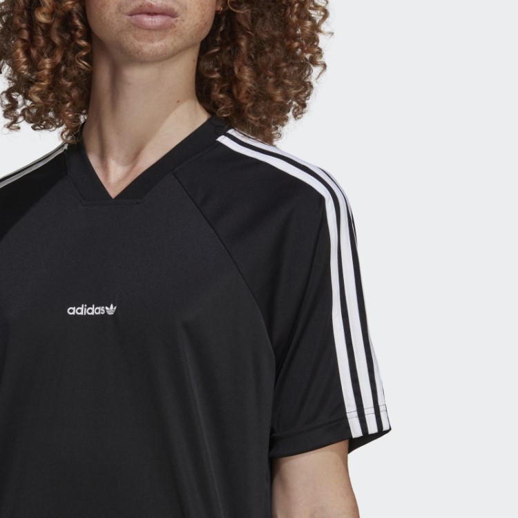 Camiseta Adidas Black Graphics Common Memory