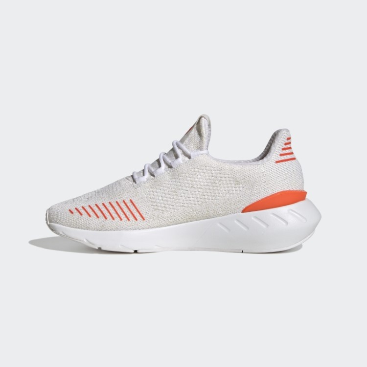 Tênis Adidas Swift Run 22 Laranja