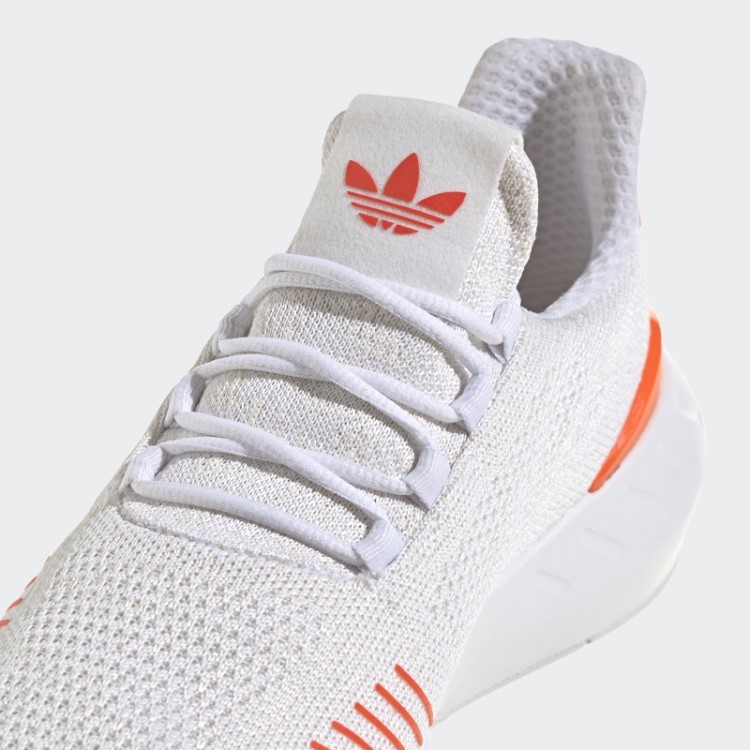 Tênis Adidas Swift Run 22 Laranja