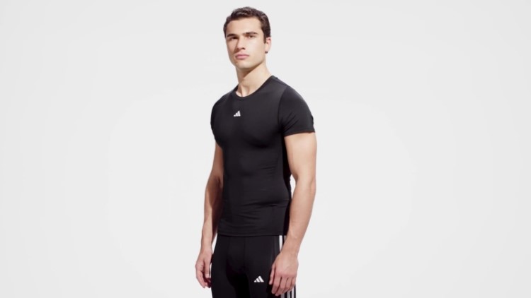 Camiseta De Treino Techfit Adidas Preta