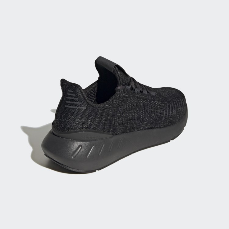 Tênis Adidas Swift Run 22 Carbon Fashion