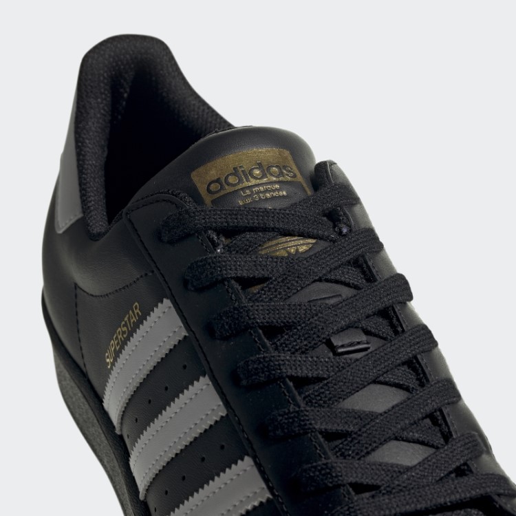 Elegantes Sapatos Brancos Adidas Superstar