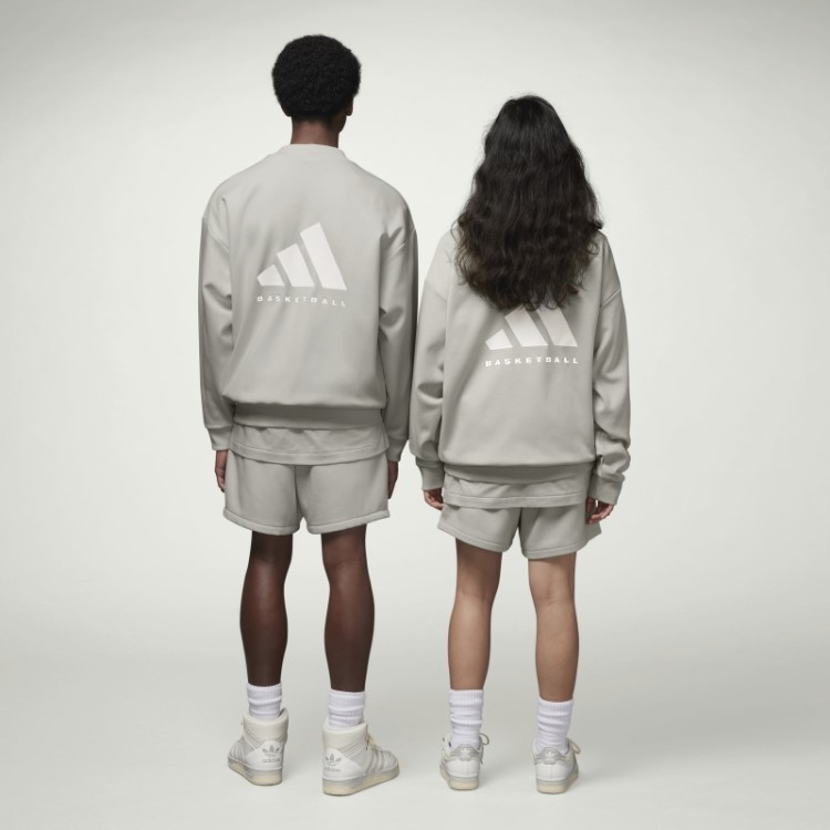 Moletom Cinza Metálico Adidas Basketball Crew