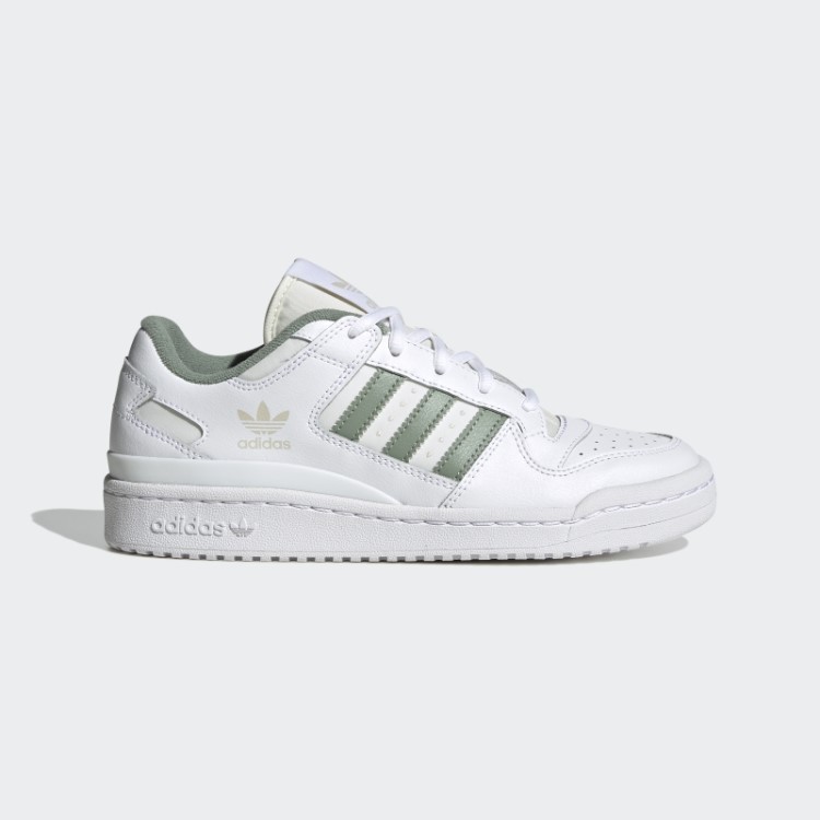 Elegantes Sapatos Brancos Adidas Forum Baixos Clássicos