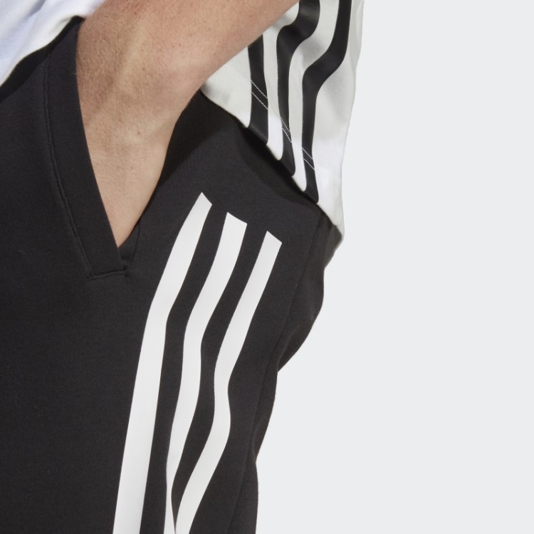 Calça Preta Adidas Future Icons Com As Três Listras