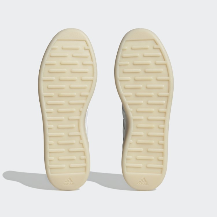 Sapatos Brancos De Renascimento Da Quadra Adidas
