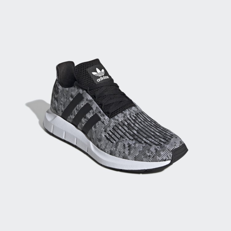 Tênis De Corrida Adidas Swift Preto