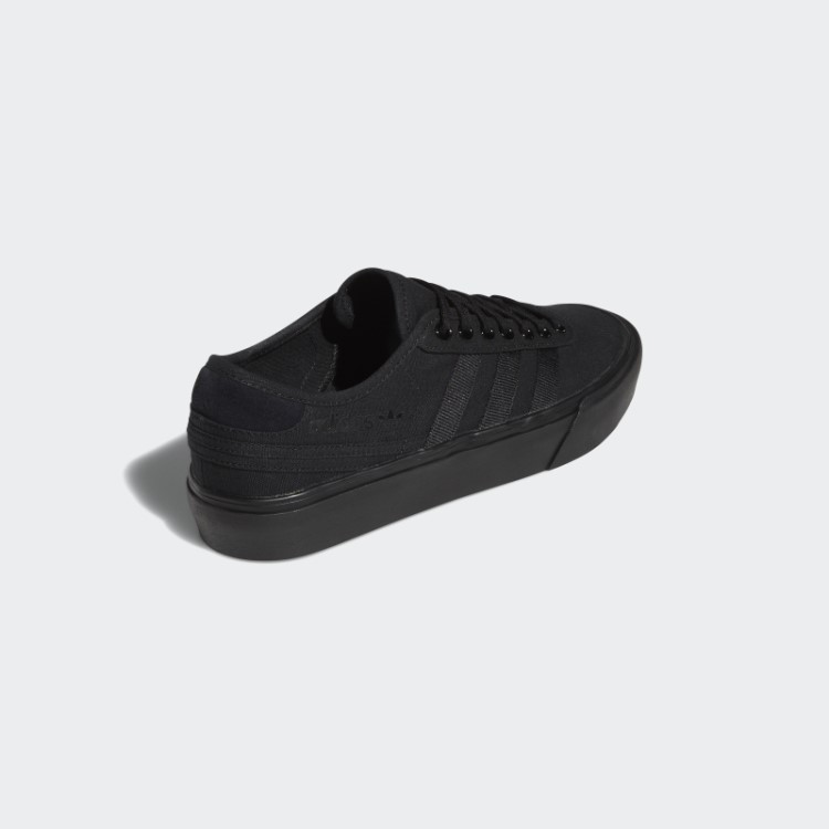 Sapatos Pretos Adidas Delpala