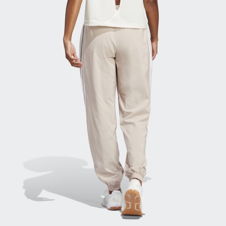Calça Taupe Trainicons Com As Três Listras Adidas