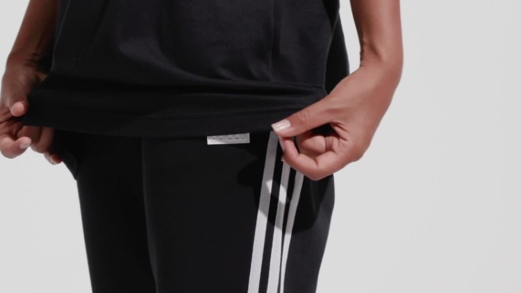 Emblema Do Futuro Preto ícones Do Esporte Namorado T-shirt Adidas