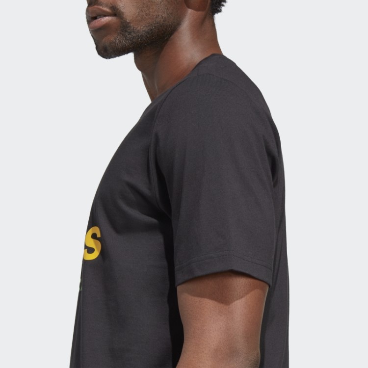 Camiseta Preta Adidas Com Estampa Jamaica