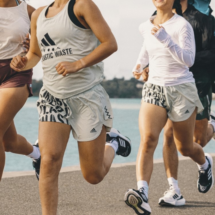 Bermuda De Corrida Adidas Run Fast Com Cueca Interna Verde