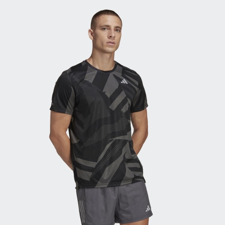 Tenha A Camiseta Preta Sazonal Da Run The Run Adidas