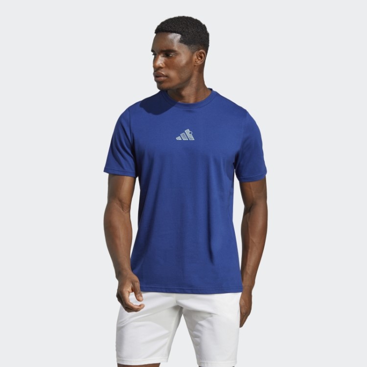 Camiseta Azul Vitória Com Estampa De Tênis Adidas