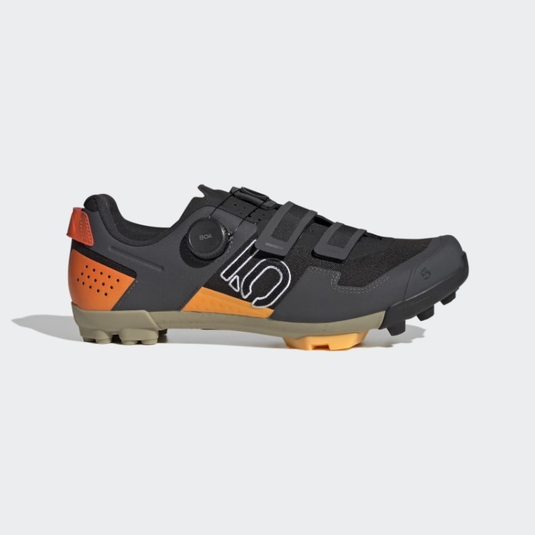 Tênis Preto Cinco Dez Kestrel Boa Adidas