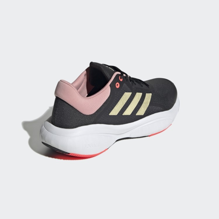 Sapatos De Resposta De Carbono Adidas