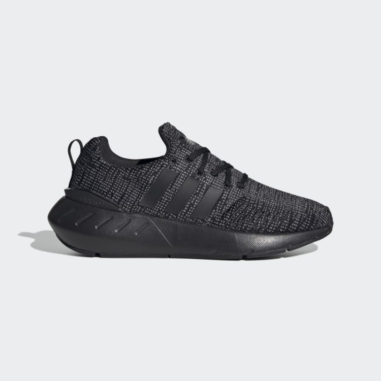 Tênis Branco Fashion Adidas Swift Run 22