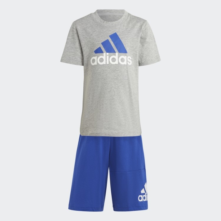 Camiseta Com Logo Cinza Médio E Conjunto Curto Adidas