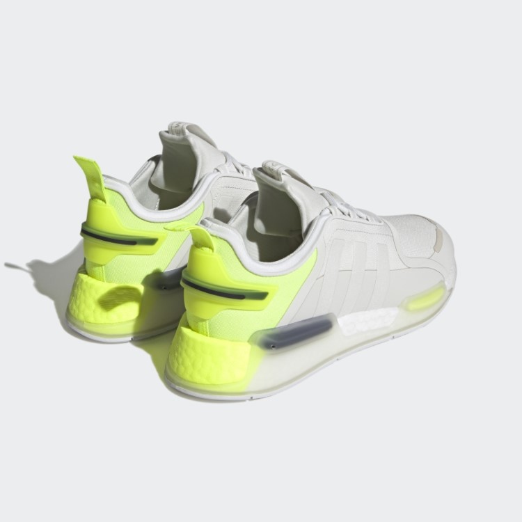 Sapatos Brancos Adidas Nmd-r1 V3