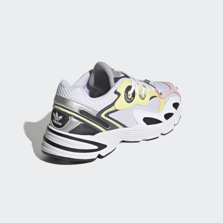 Sapatos Adidas Astir Calvi