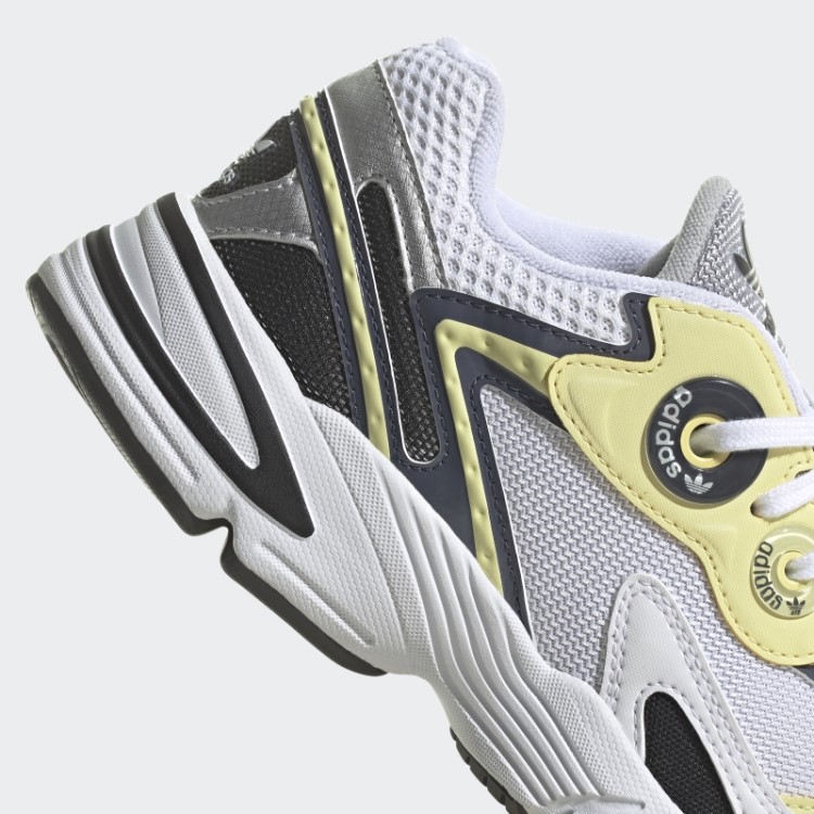 Sapatos Adidas Astir Calvi